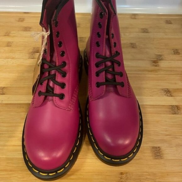 Dr. Marten Hot Pink 1460 SMOOTH LEATHER LACE UP BOOTS - RARE - Picture 7 of 16